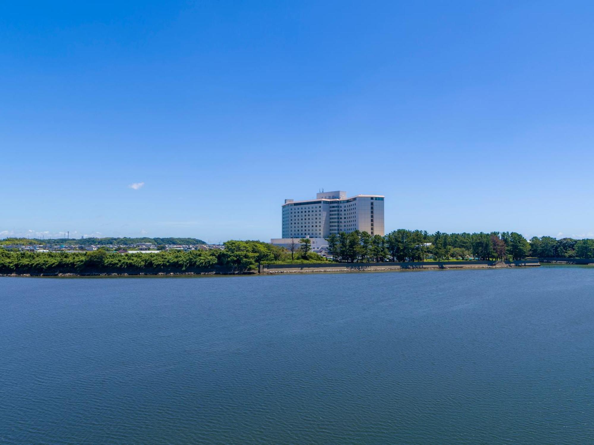 Grand Mercure Lake Hamana Resort & Spa Хамамацу Экстерьер фото